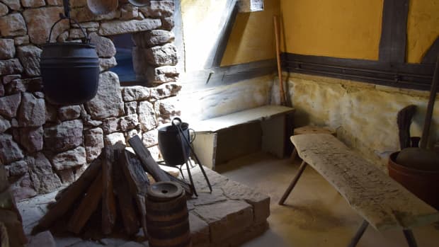 Reconstructed kitchen of a Hessian farm from the 18th century.