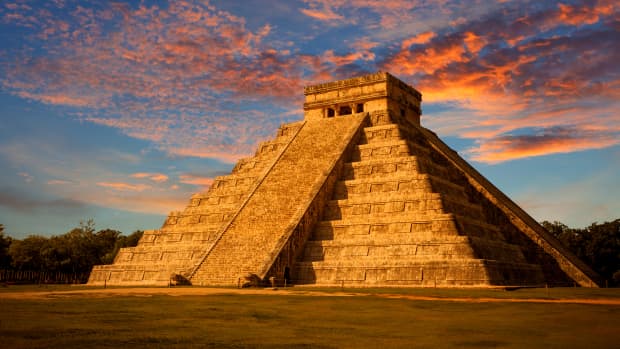 The Kulkulkan Temple pyramid of the Maya of Chichen Itza, Mexico.