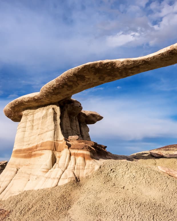 "Momo's Wing" or "King of Wings", a dramatic, physics-defying "Ax shaped" hoodoo formation in the San Juan Basin of New Mexico